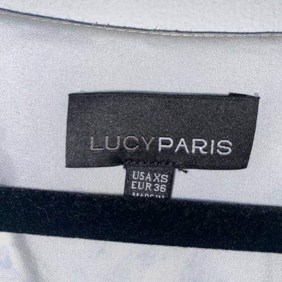 Lucy Paris 
Floral Print Midi Dress
Perfect lightweight spring/ summer dress! - Picture 5 of 5